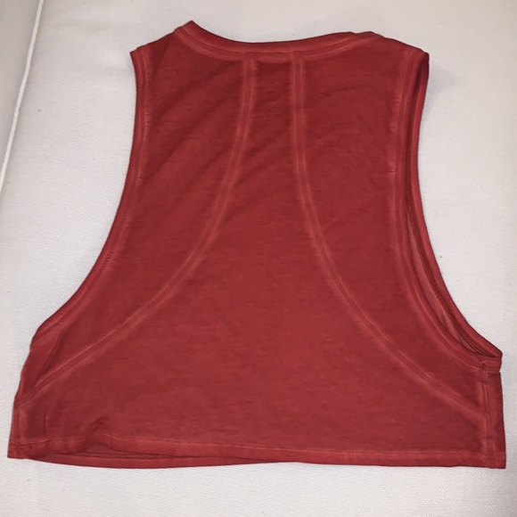 LULULEMON MUSCLE LOVE TANK TOP CROPPED - SIZE 4 - WASHED BRICK ROSE - Picture 2 of 3